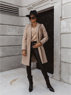 R&B | The List Burgunder Mantel