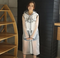 R&B | Transparente Regenjacke
