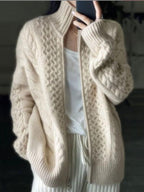 R&B | Dicke Gestrickte Rollkragen Strickjacke