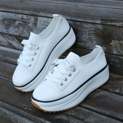 SchwarzWeißer Chunky Sneaker R&B