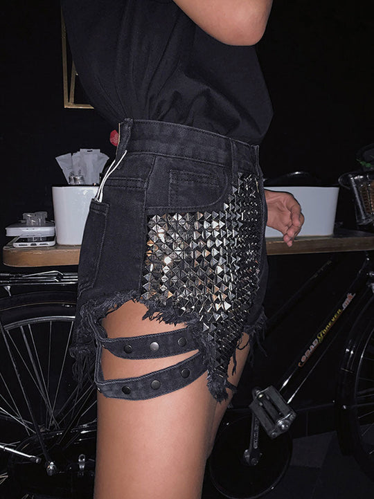 R&B | Rivet Denim Shorts Aushöhlen