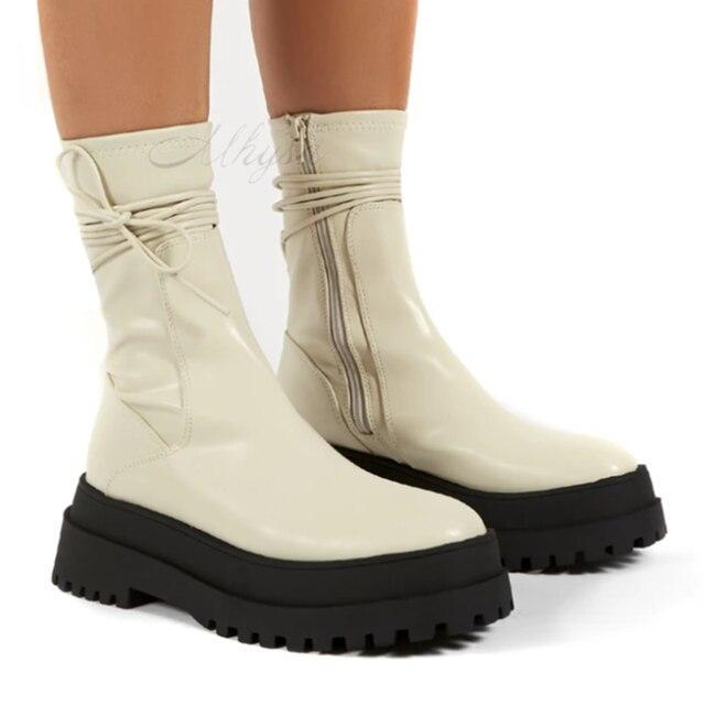 Lässige rutschfeste stiefel