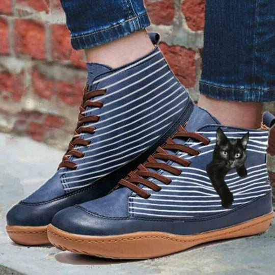 Flache Stiefeletten mit Katzenmuster R&B