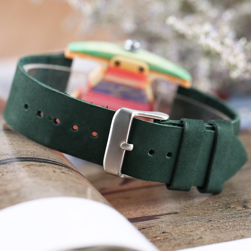 R&B | Farbige Dreieck Bamboo Wood Uhr