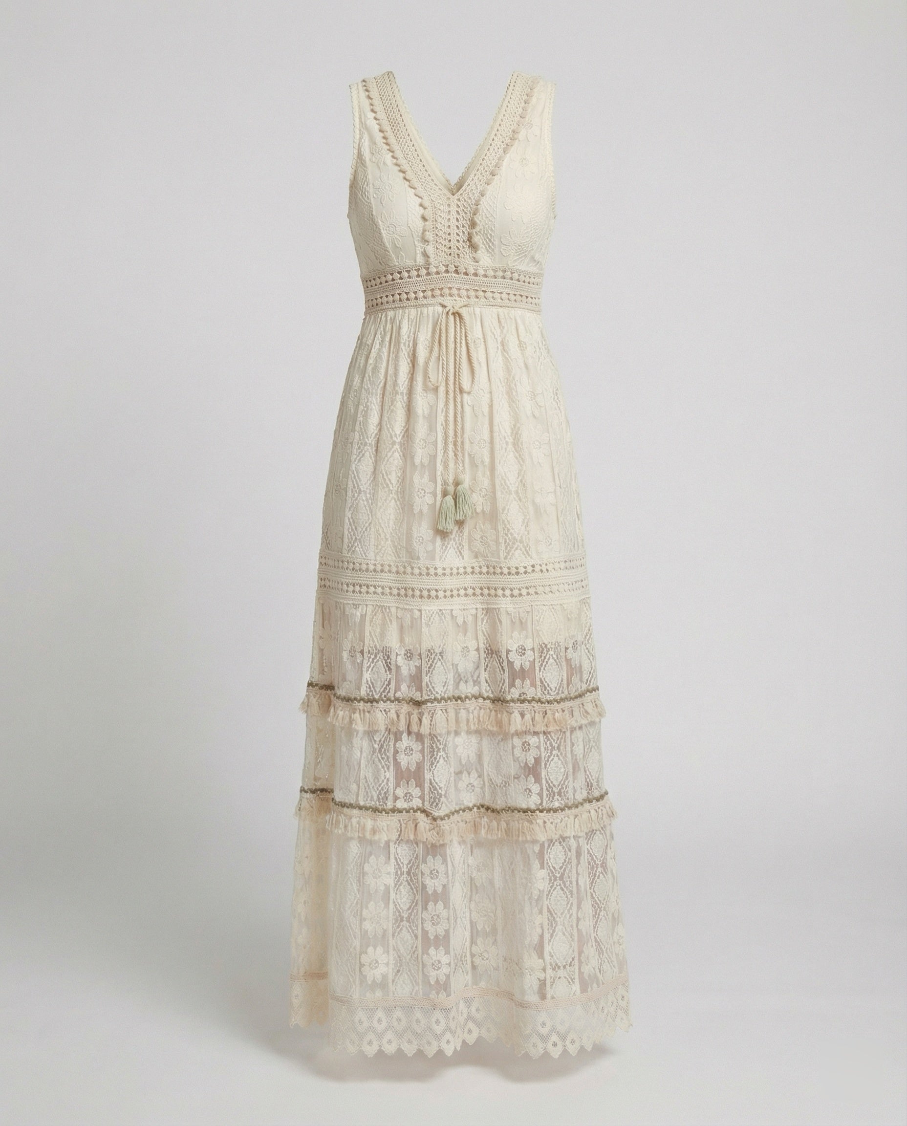 R&B | Anmutiges Boho-Spitzenkleid für Den Sommer