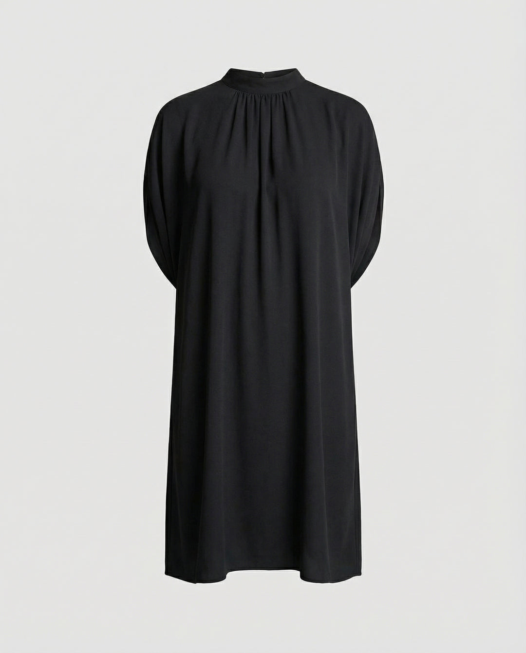 Modernes Damenkleid mit Fledermausärmeln