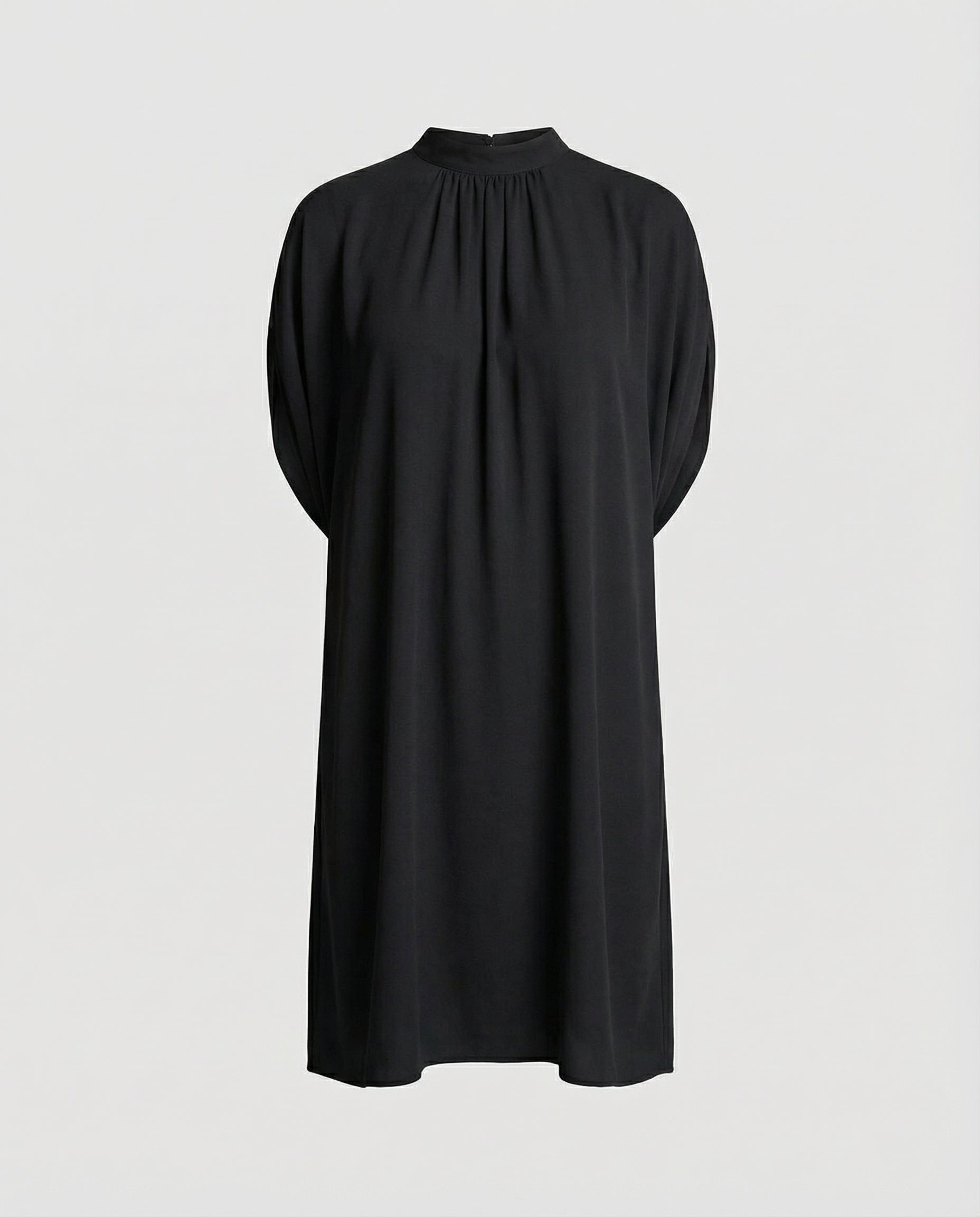 Modernes Damenkleid mit Fledermausärmeln