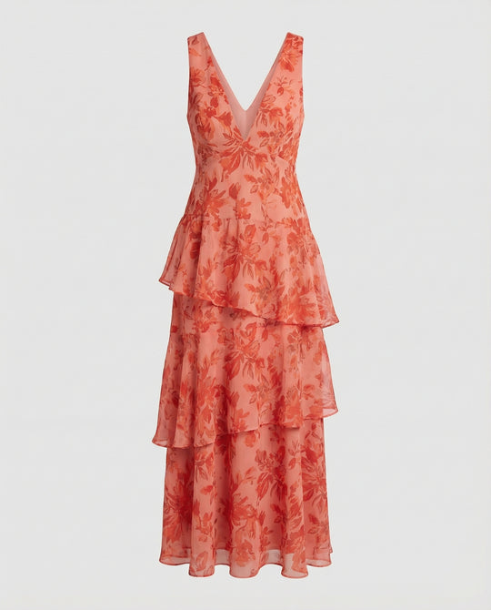 Maxikleid mit Rüschen und tiefem Ausschnitt