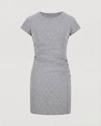 Figurbetontes Mini-Kleid mit Rundhals und Raffungen für den Sommer