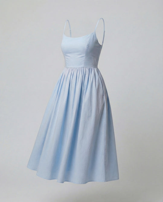 R&B | Einfarbiges Kleid mit U-Ausschnitt und Strapsen