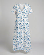 Luftiges Sommerkleid mit kurzen Ärmeln und Allover-Blattdruck