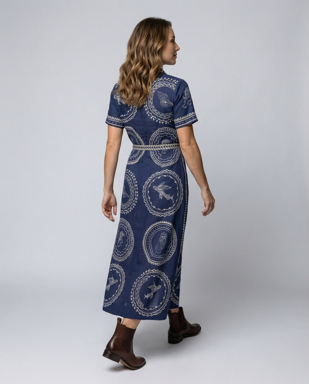 Product 15560970305866 - back_view