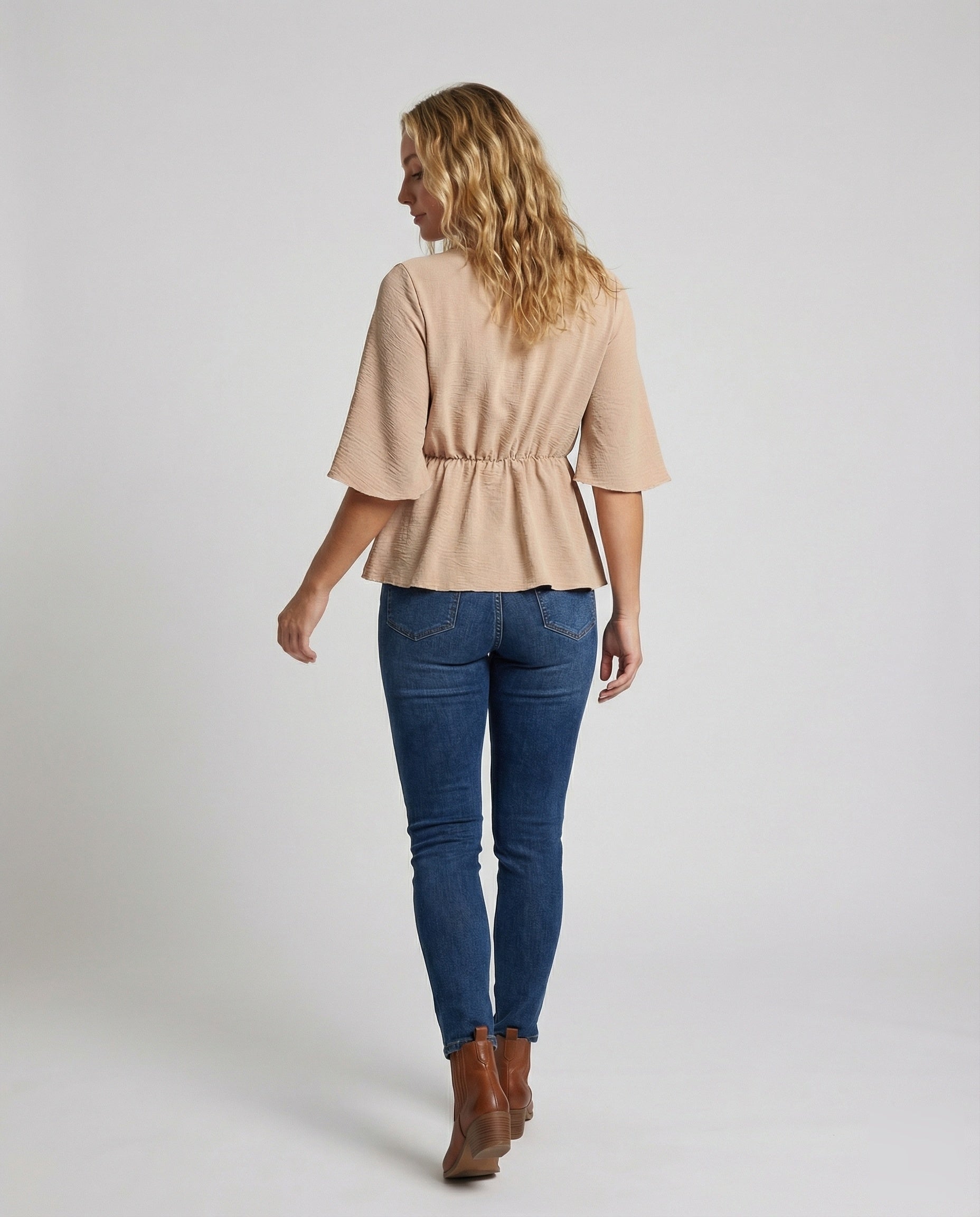 Product 15579275264330 - back_view