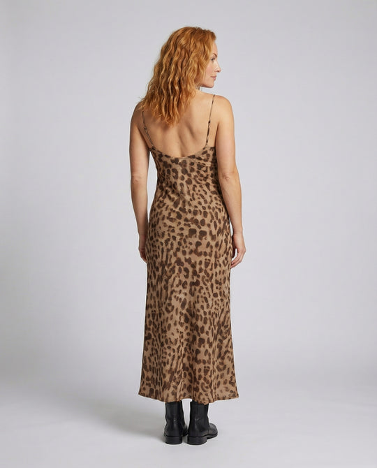 Product 15566713454922 - back_view