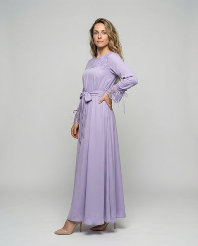 Damen nan elegantes Maxikleid mit Taillengürtel und Spitzenmanschetten R&B