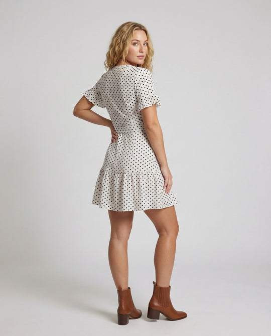 Product 15582416109898 - back_view