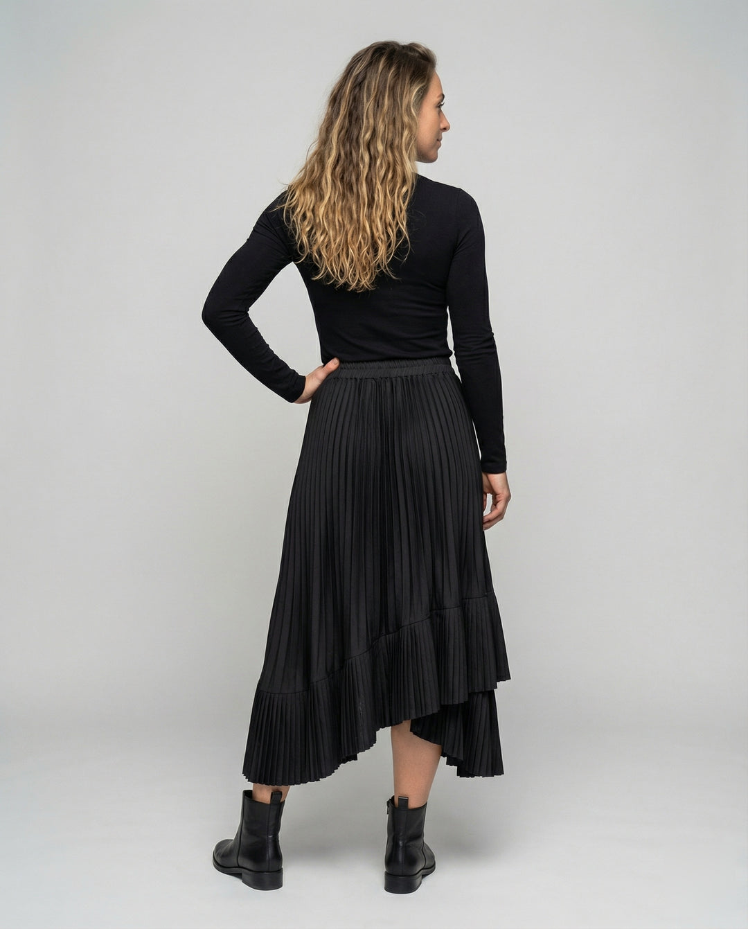 Product 15586997436746 - back_view