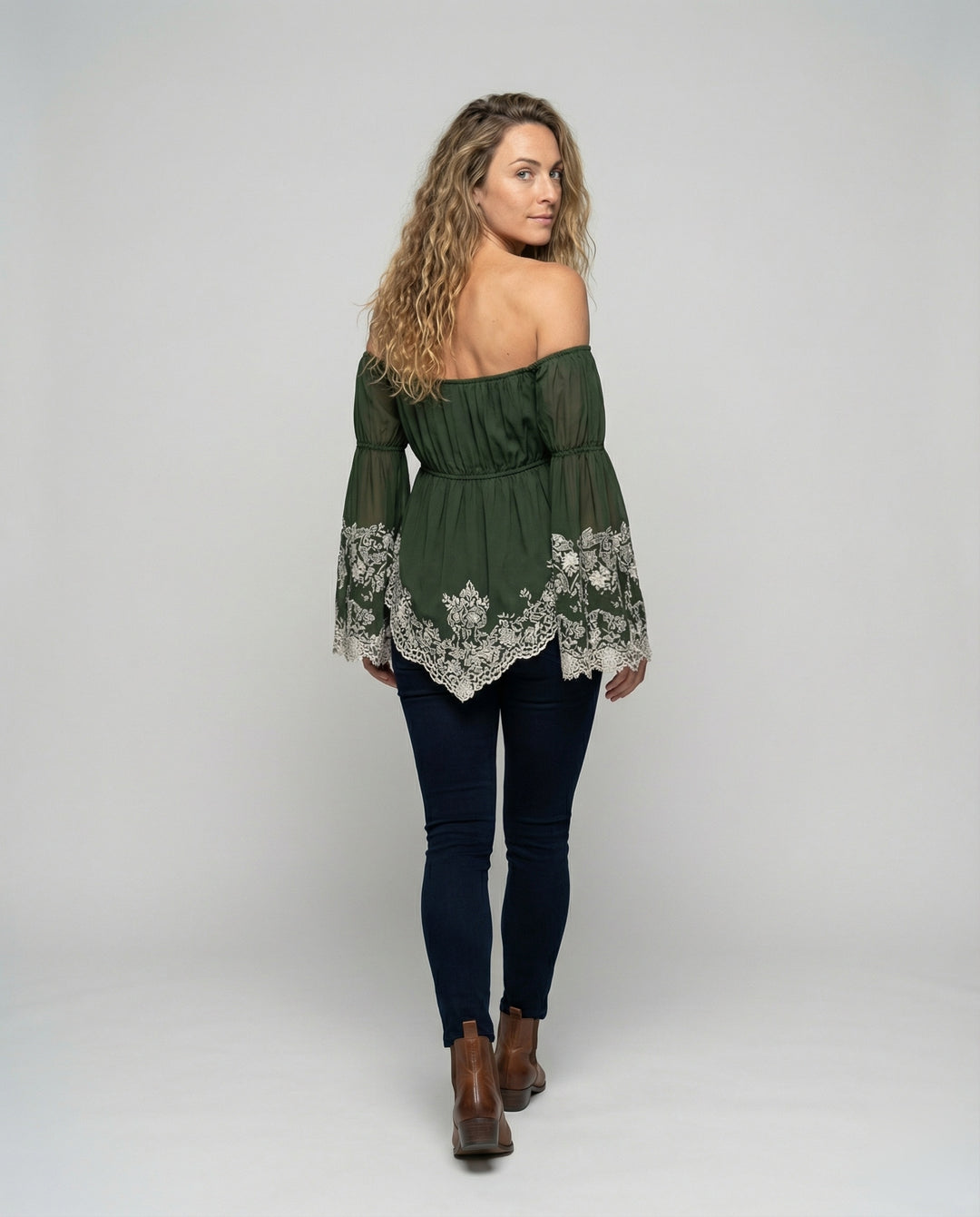 Product 15587428303178 - back_view