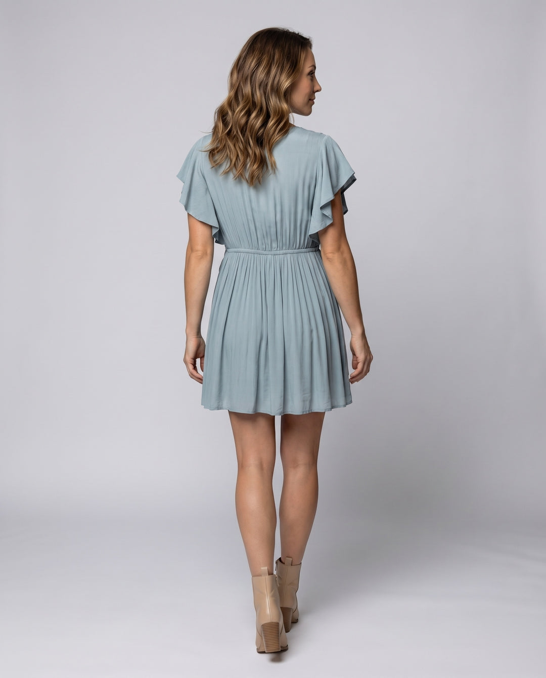 Product 15589175984458 - back_view