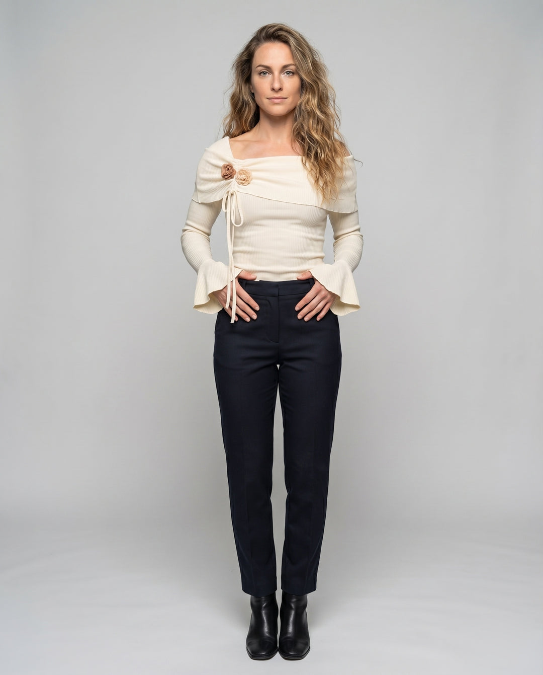 Product 15589199348042 - full_body_front