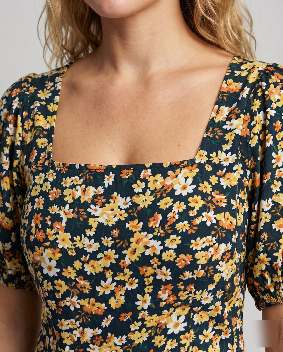 Product 15594006118730 - close_up_detail