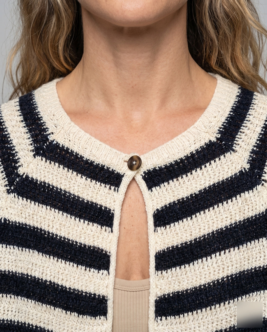 Product 15606918447434 - close_up_detail