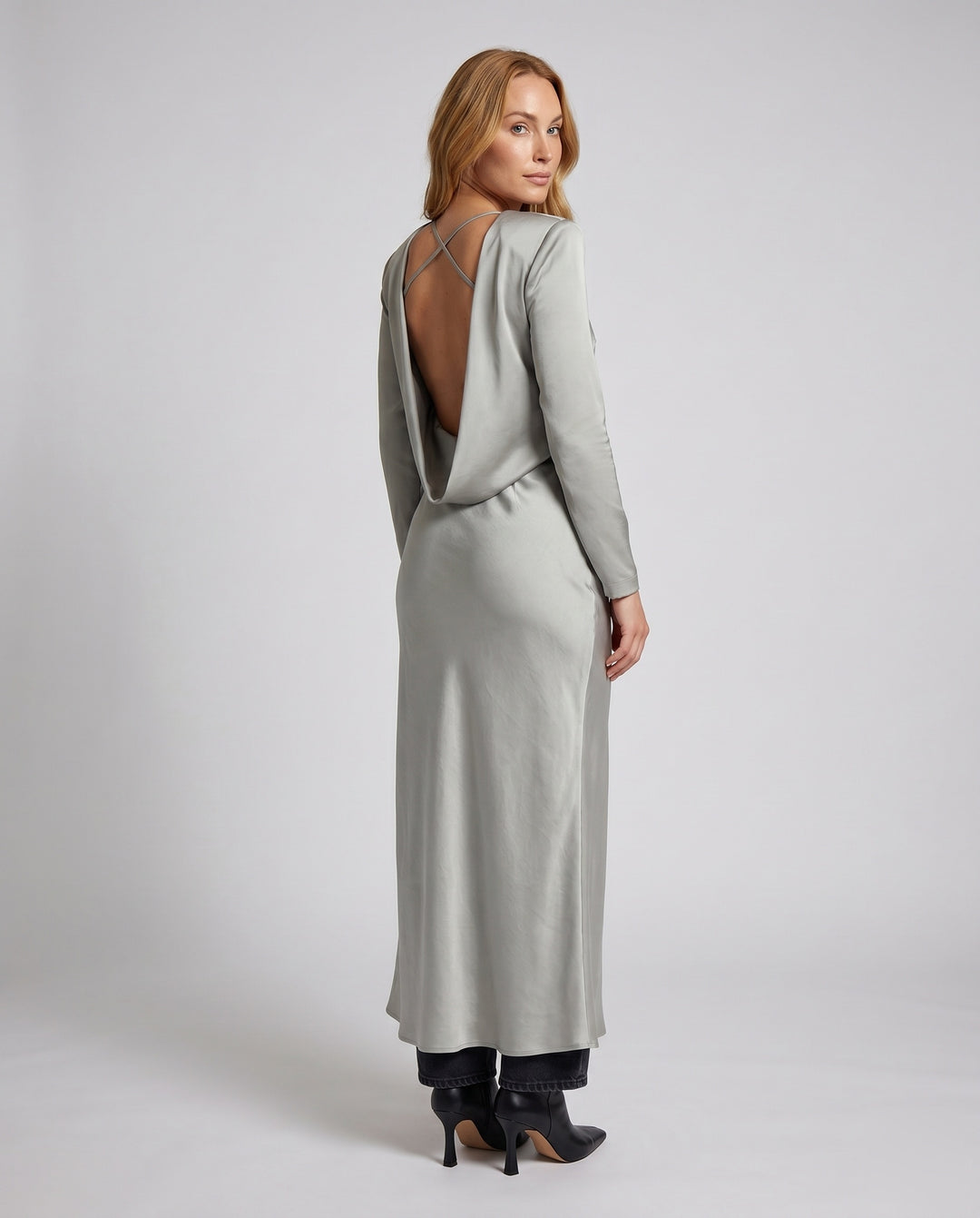 Product 15609328468298 - back_view
