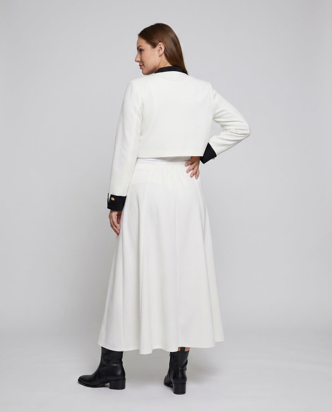Product 15616783778122 - back_view