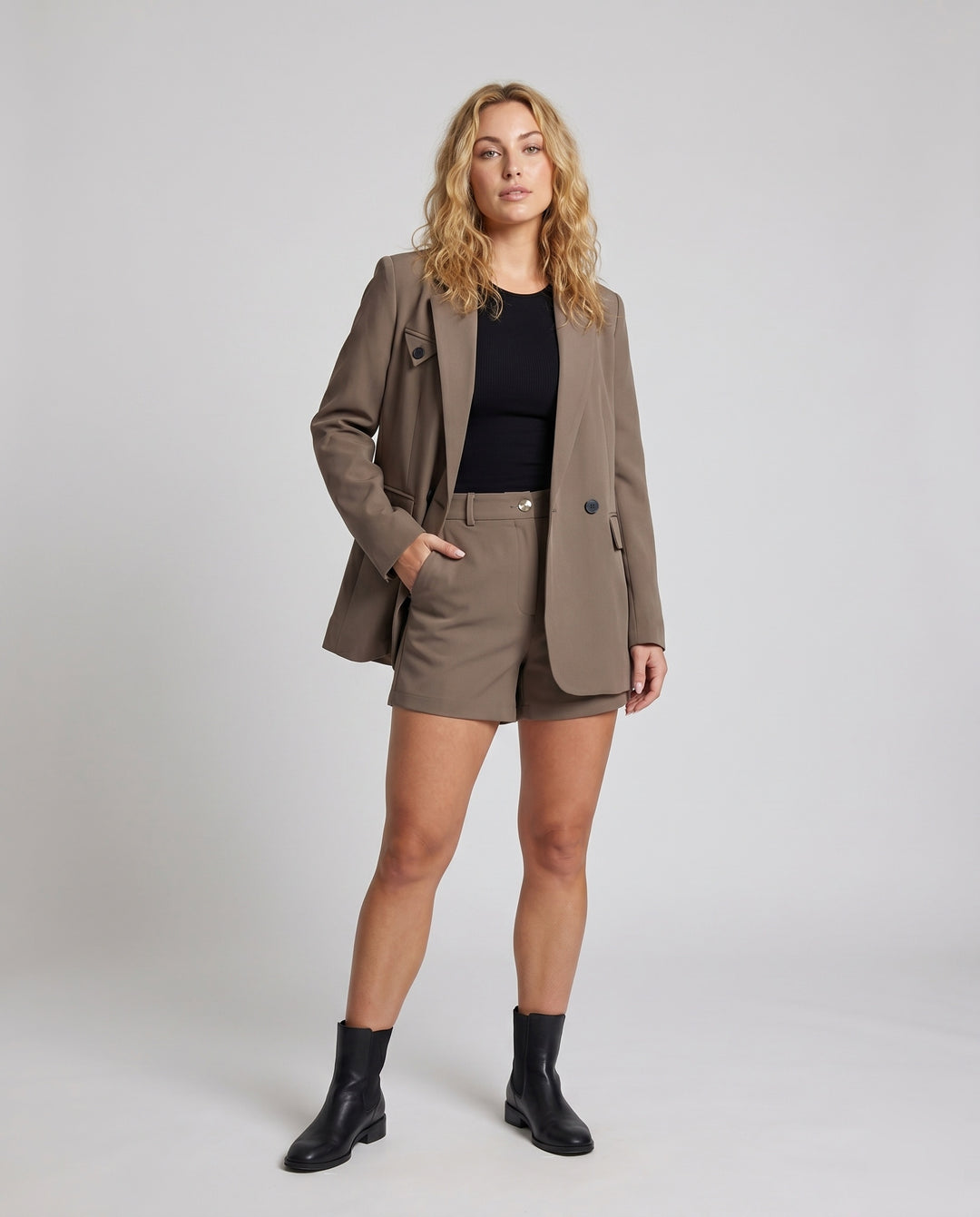 Product 15616787349834 - full_body_front