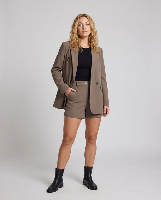 Product 15616787349834 - full_body_front