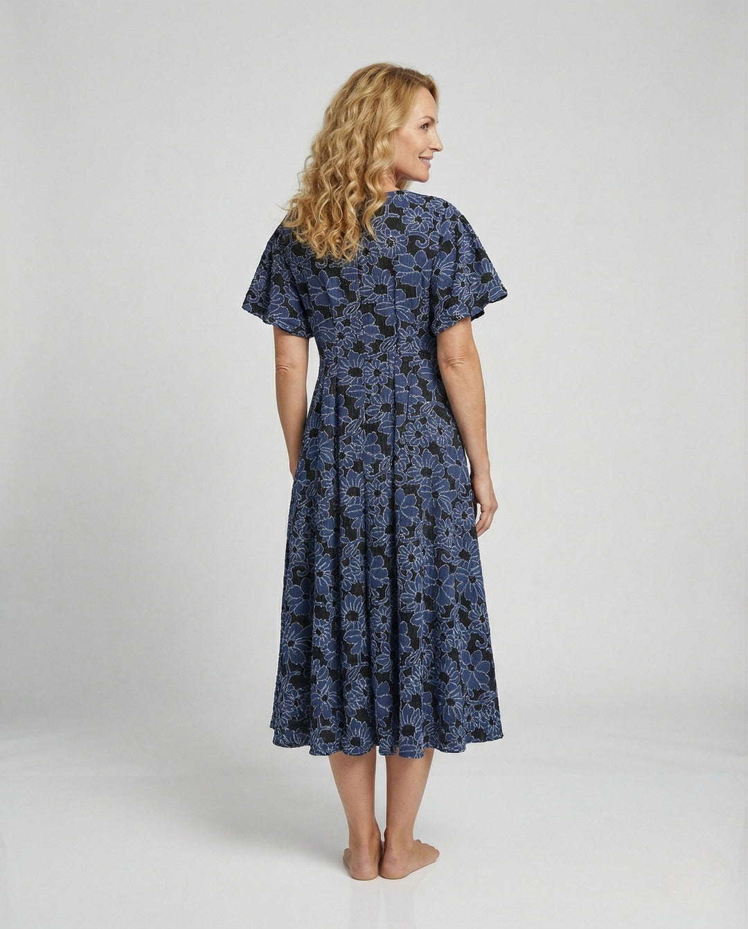 Product 15518408212810 - back_view