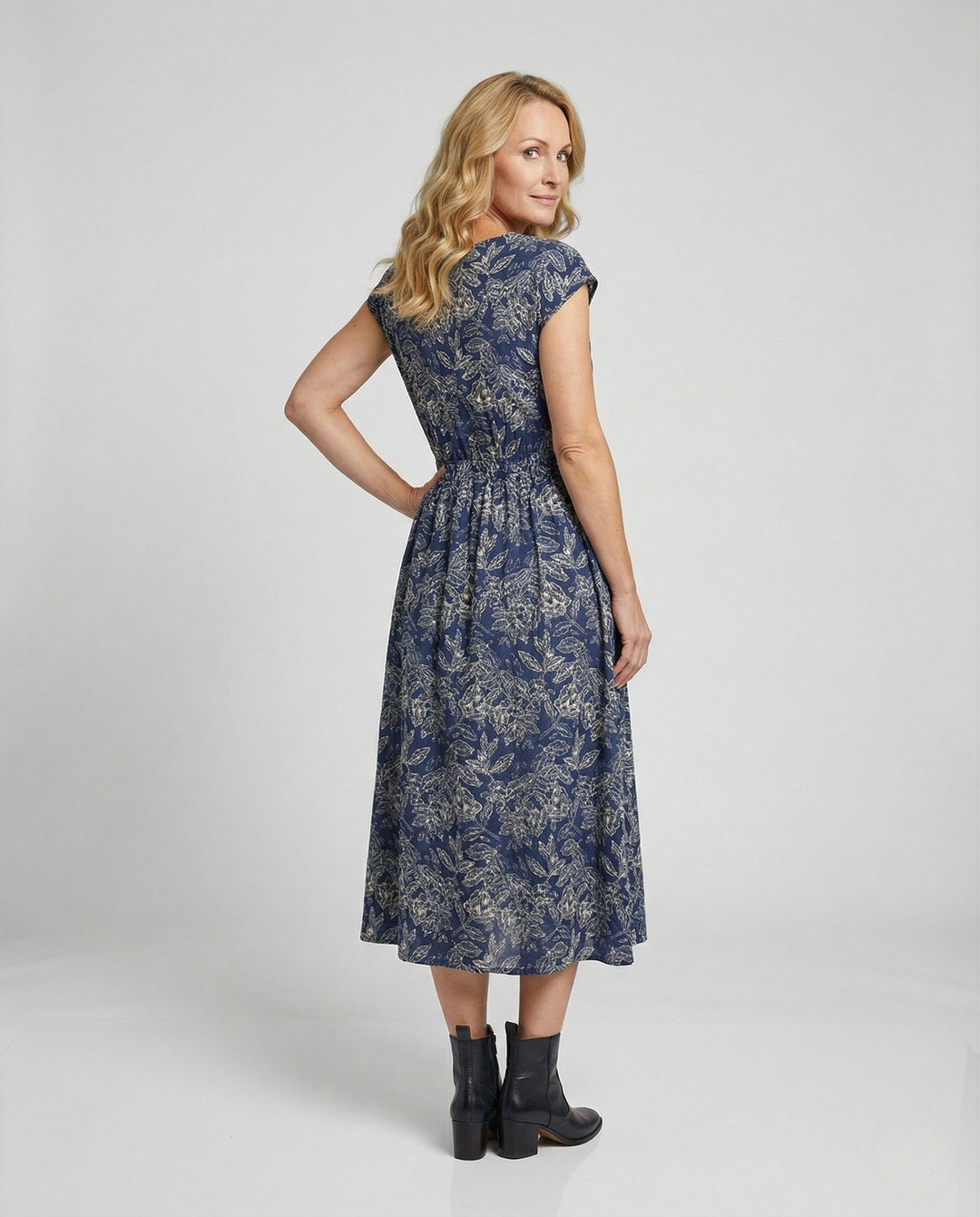 Product 15518408376650 - back_view