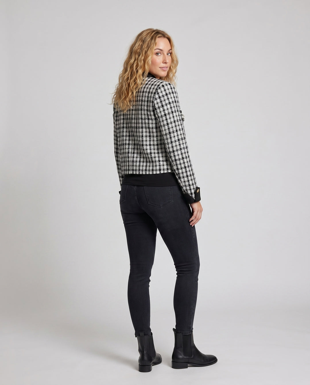 Product 15616803504458 - back_view