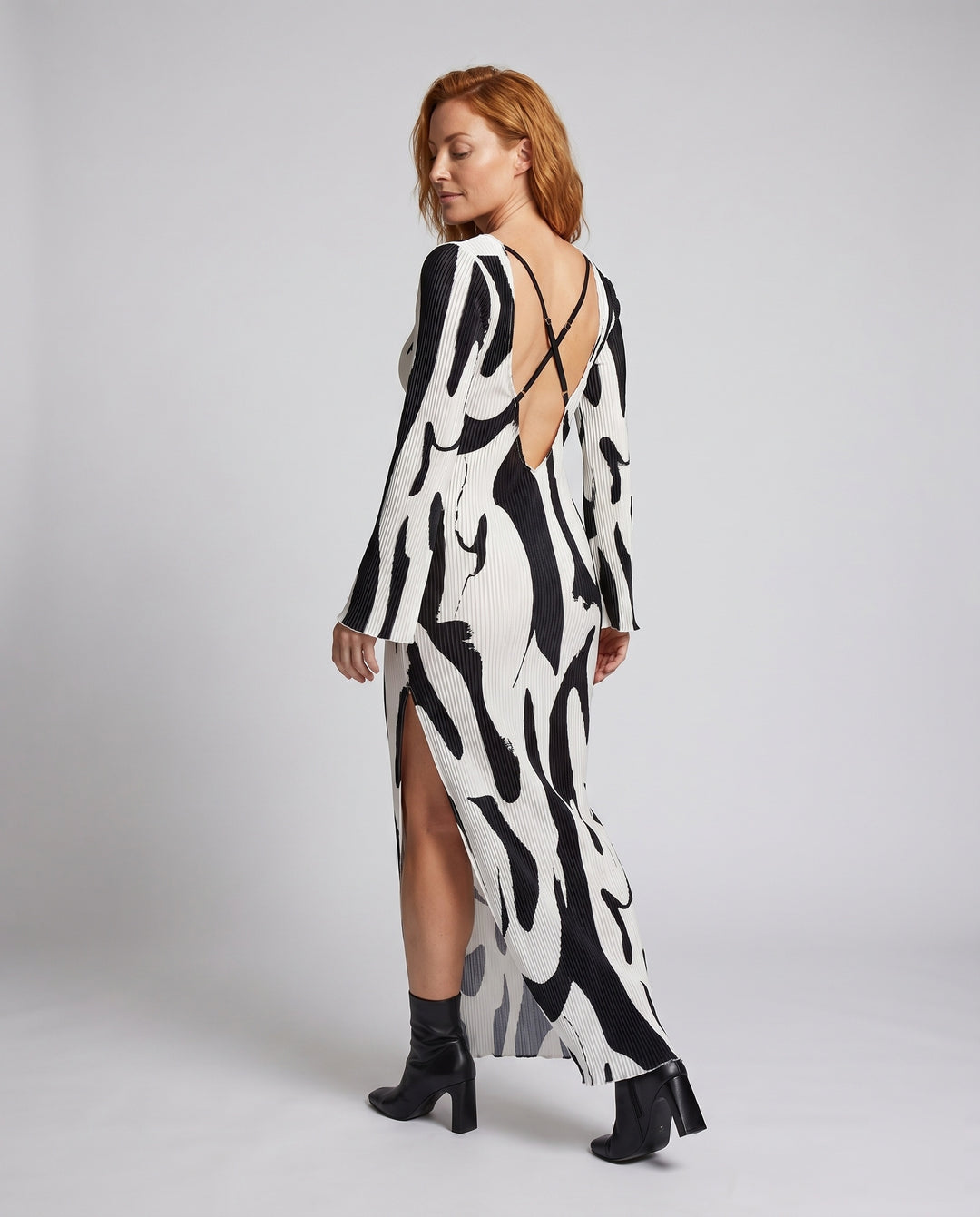 Product 15616816283978 - back_view