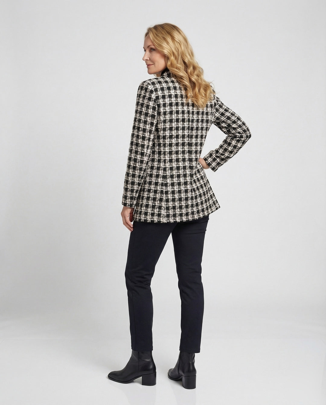 Product 15444960018762 - back_view