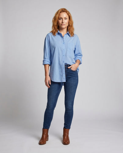 Damen legere oversized Bluse mit praktischer Brusttasche und modischem Schnitt