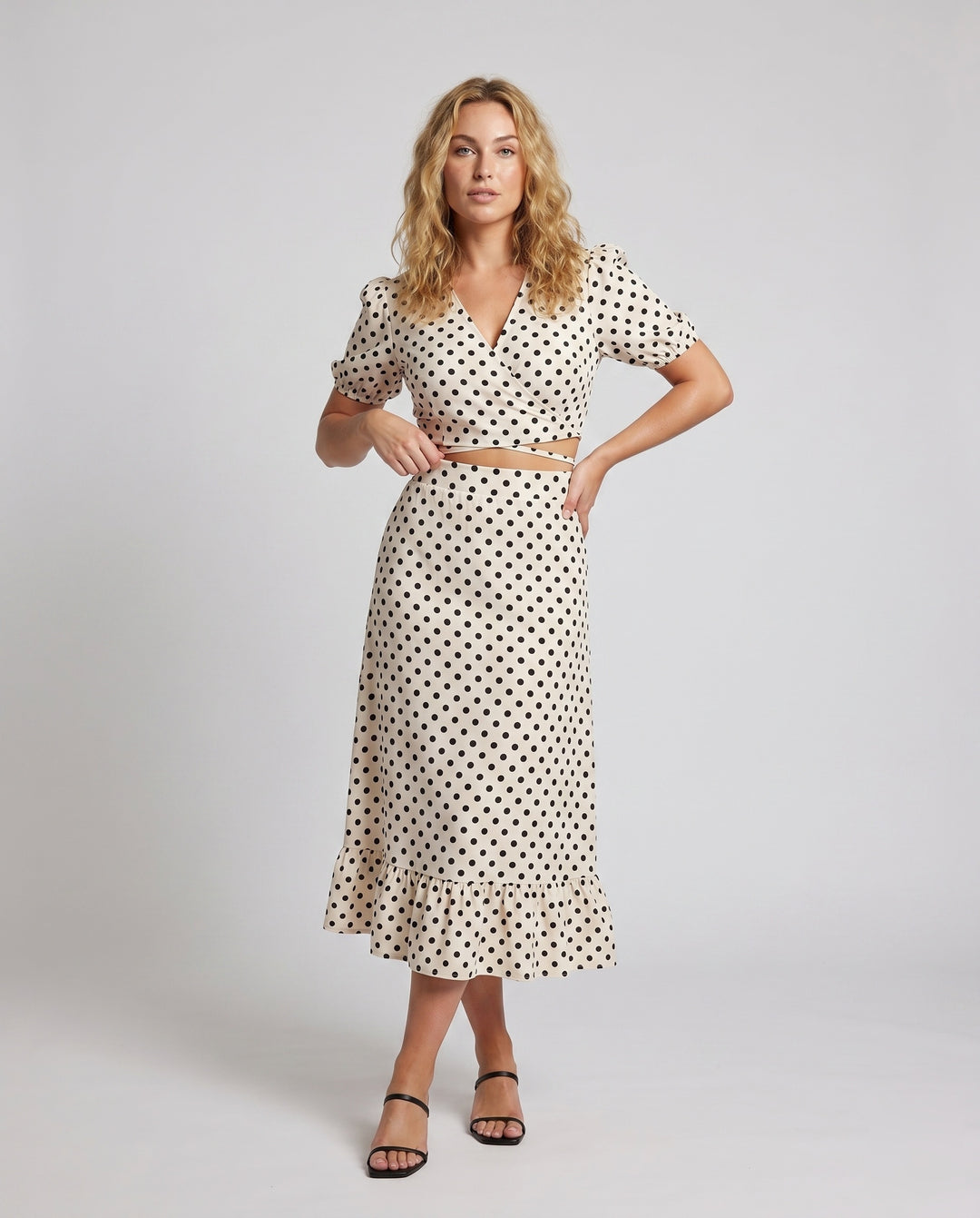 Product 15627273404746 - full_body_front
