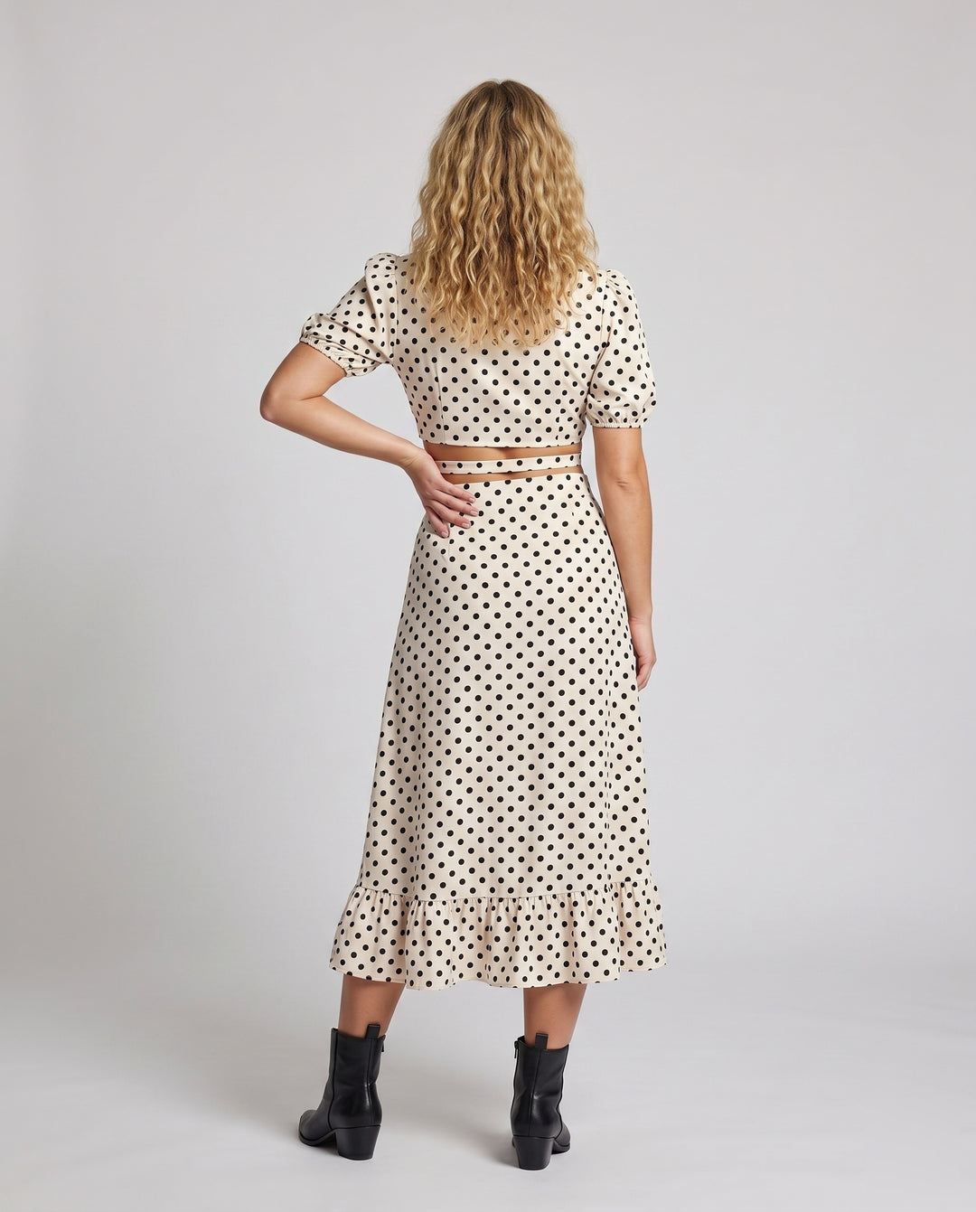 Product 15627273404746 - back_view