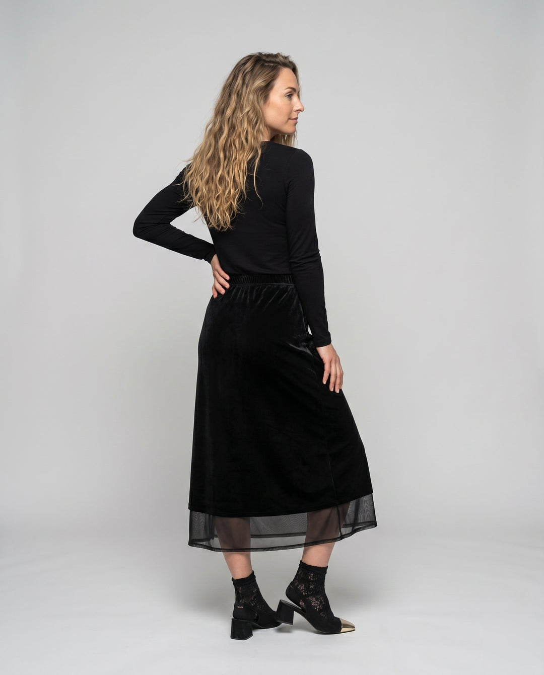 Product 15629087670602 - back_view