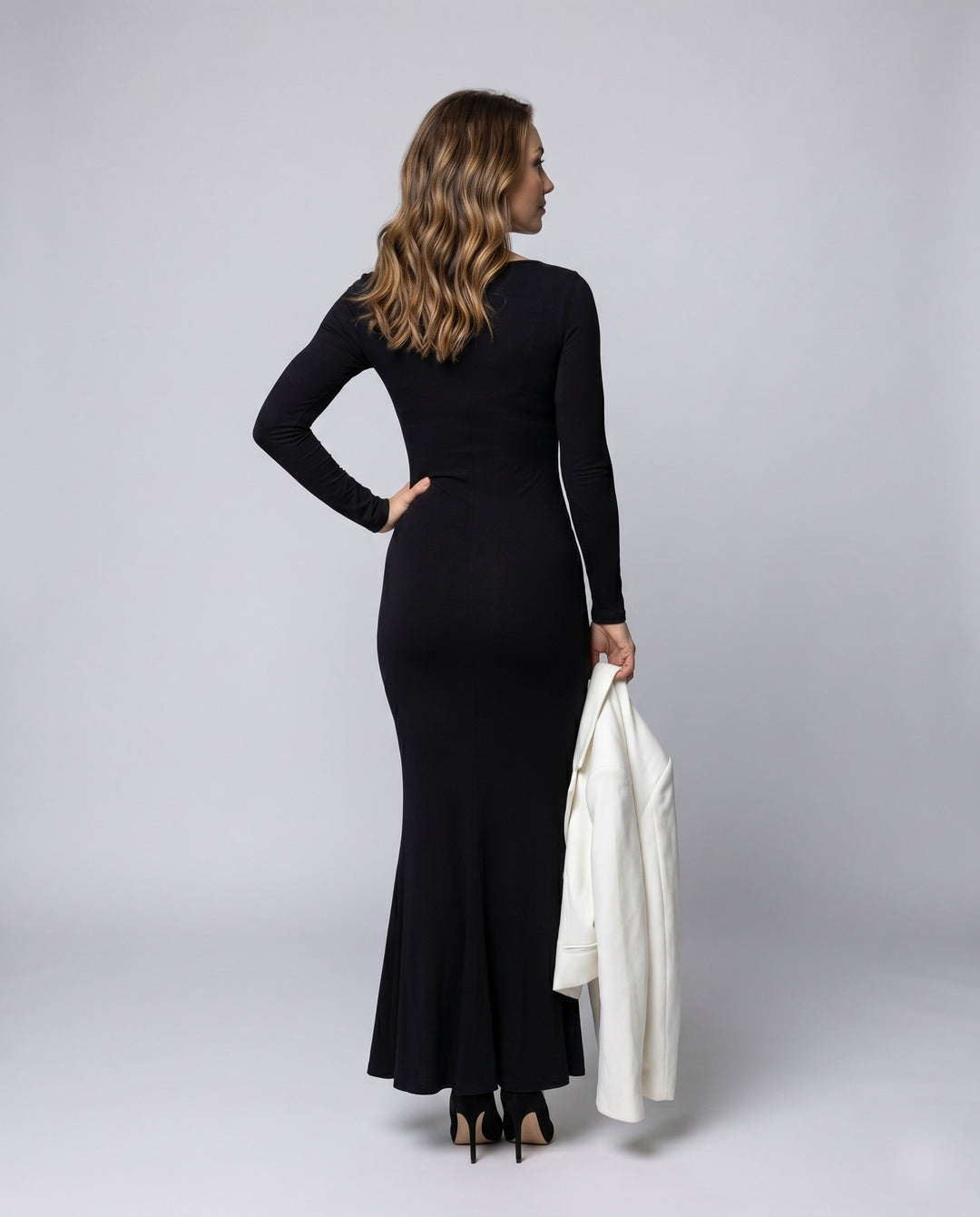 Product 15633245143370 - back_view