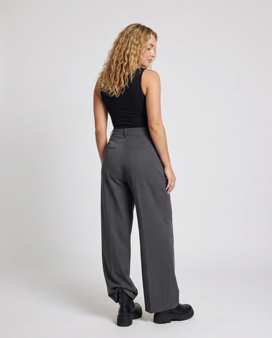 Product 15629123584330 - back_view