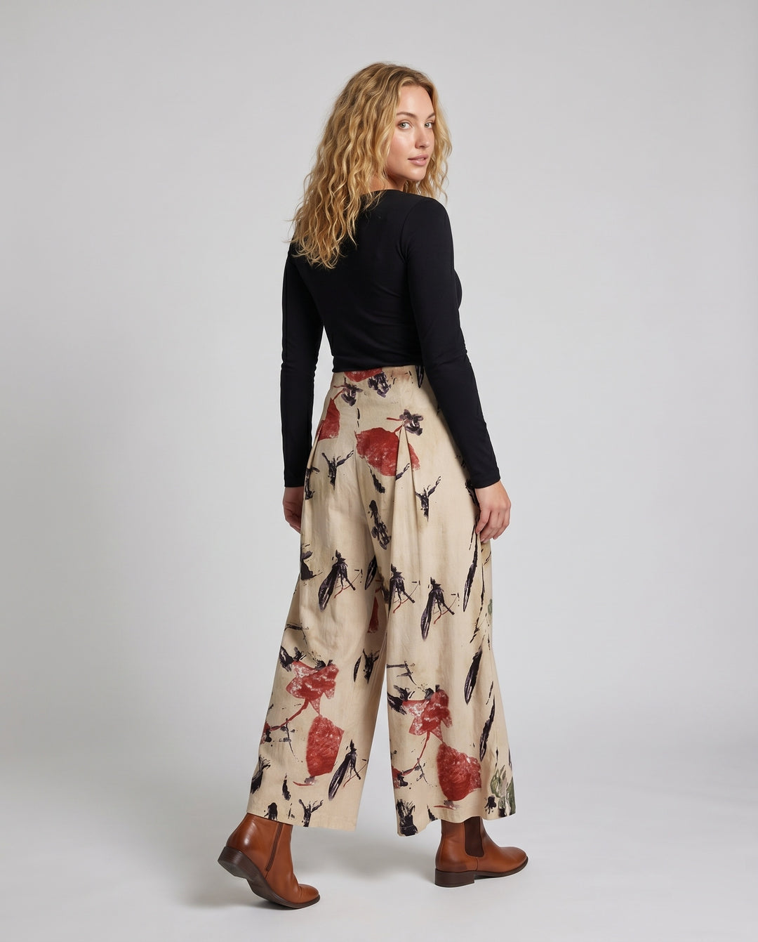 Product 15633176723786 - back_view