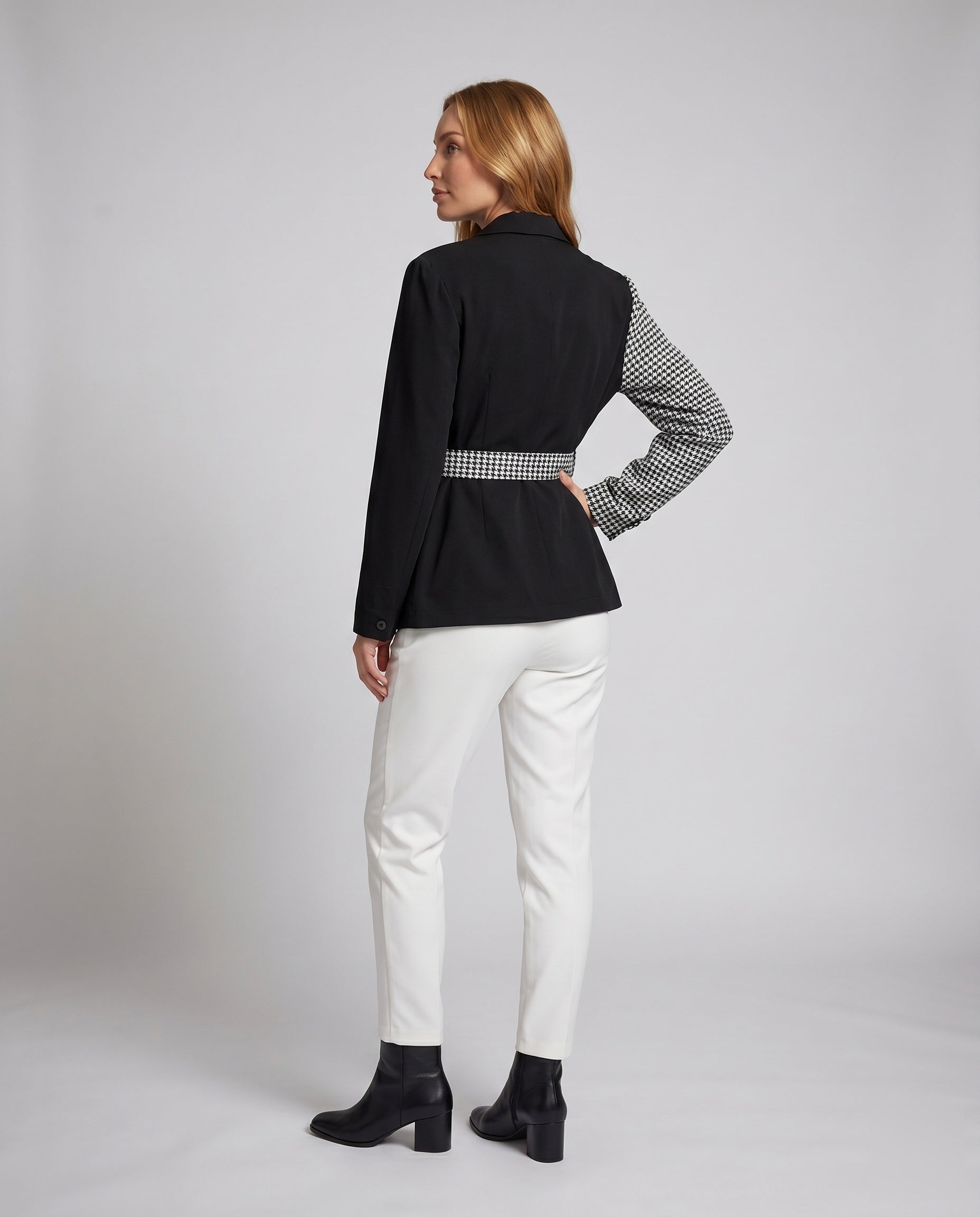 Product 15634913853770 - back_view