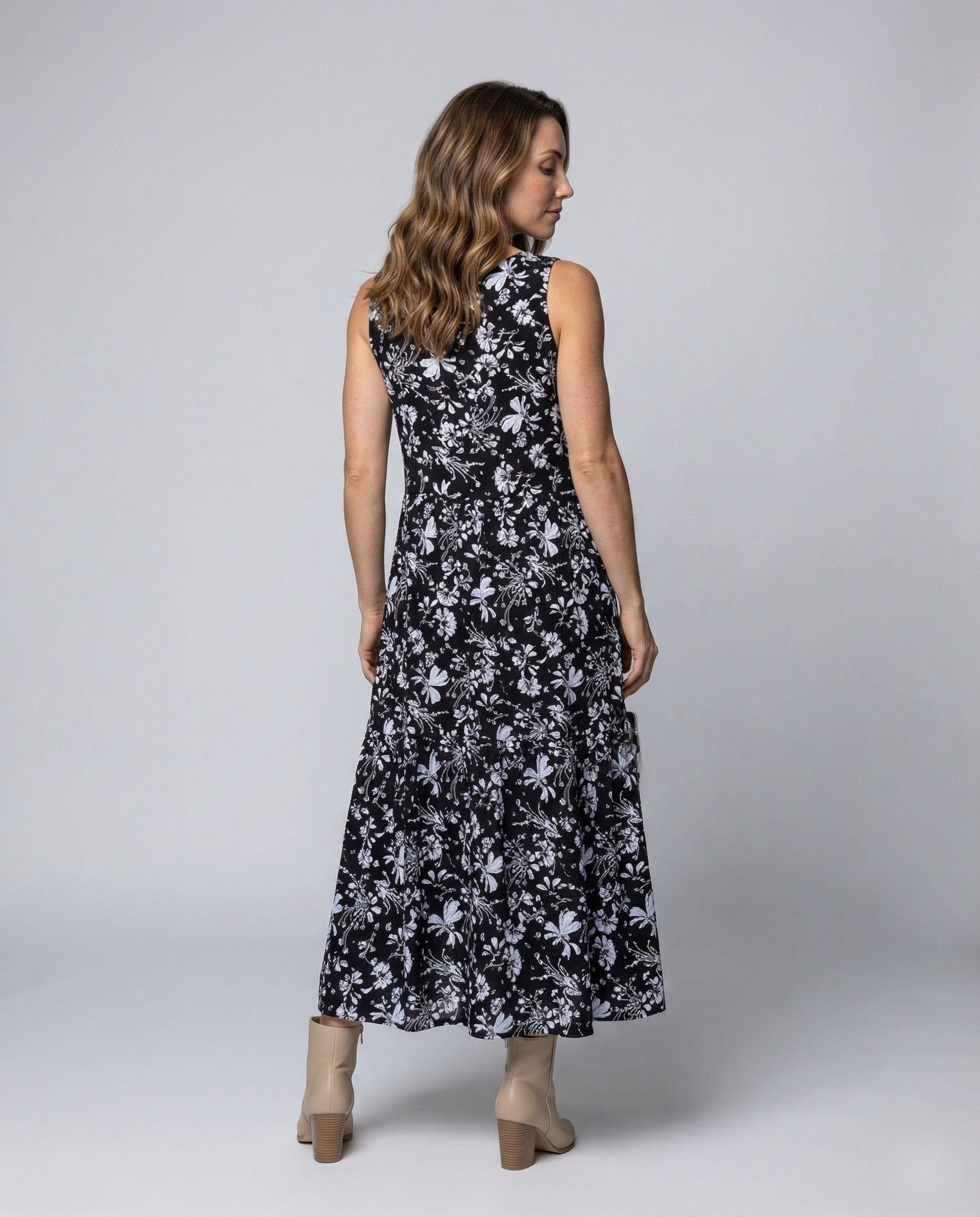 Product 15520738214218 - back_view