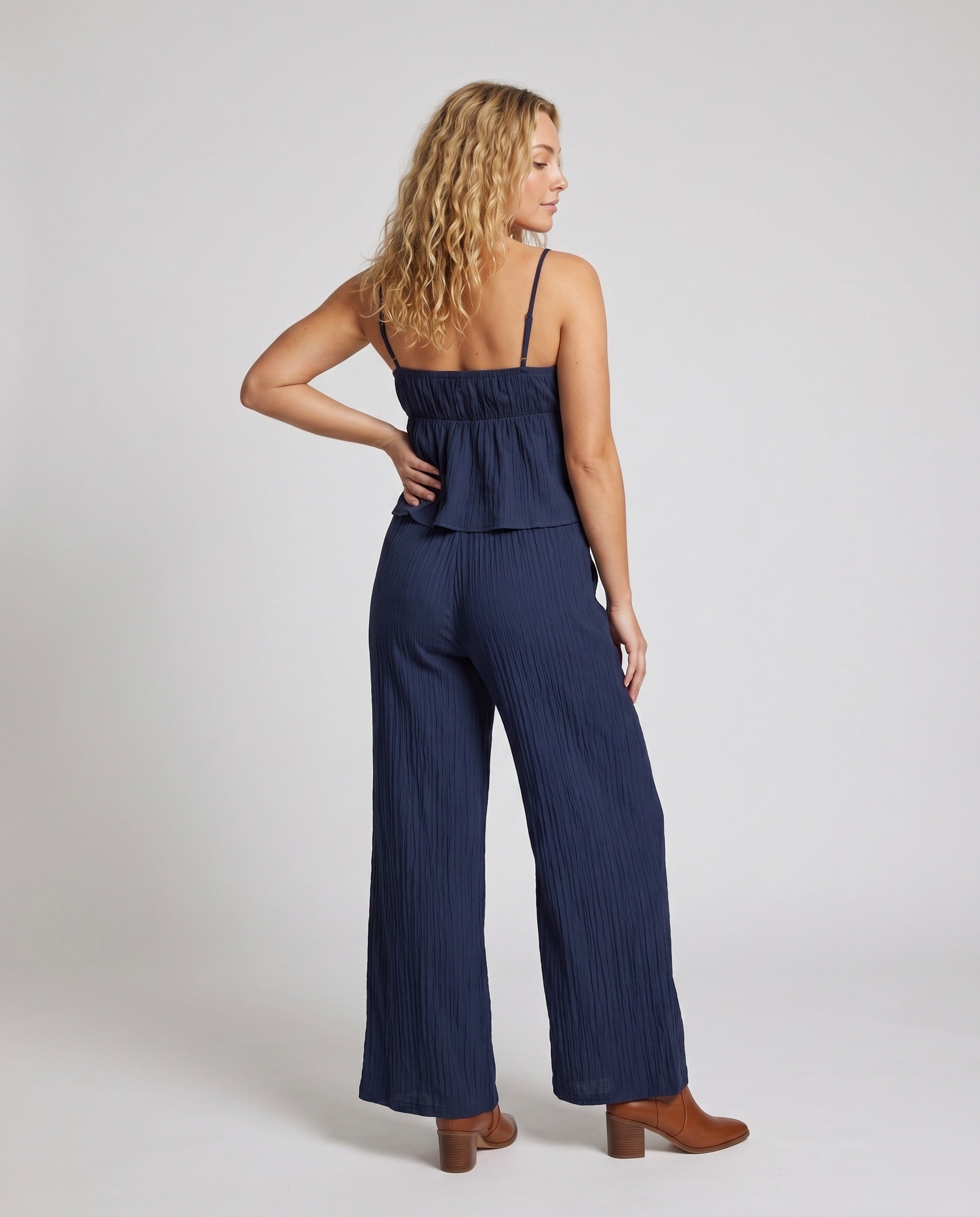 Product 15634928697674 - back_view