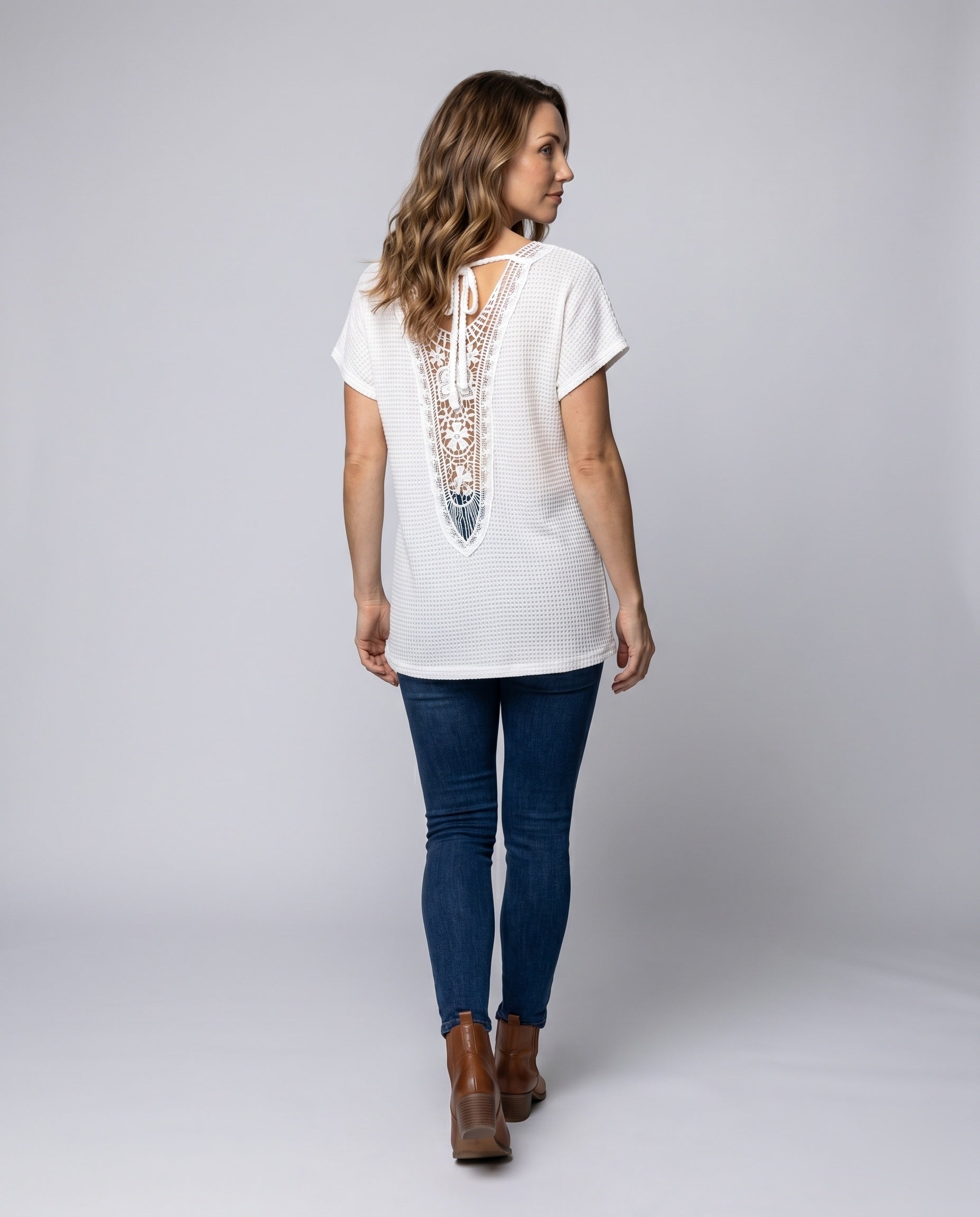 Product 15634940461386 - back_view