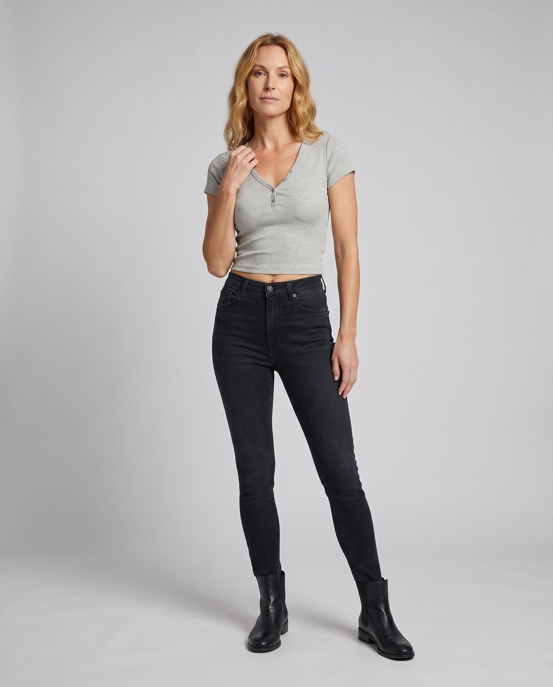Product 15636498776394 - full_body_front
