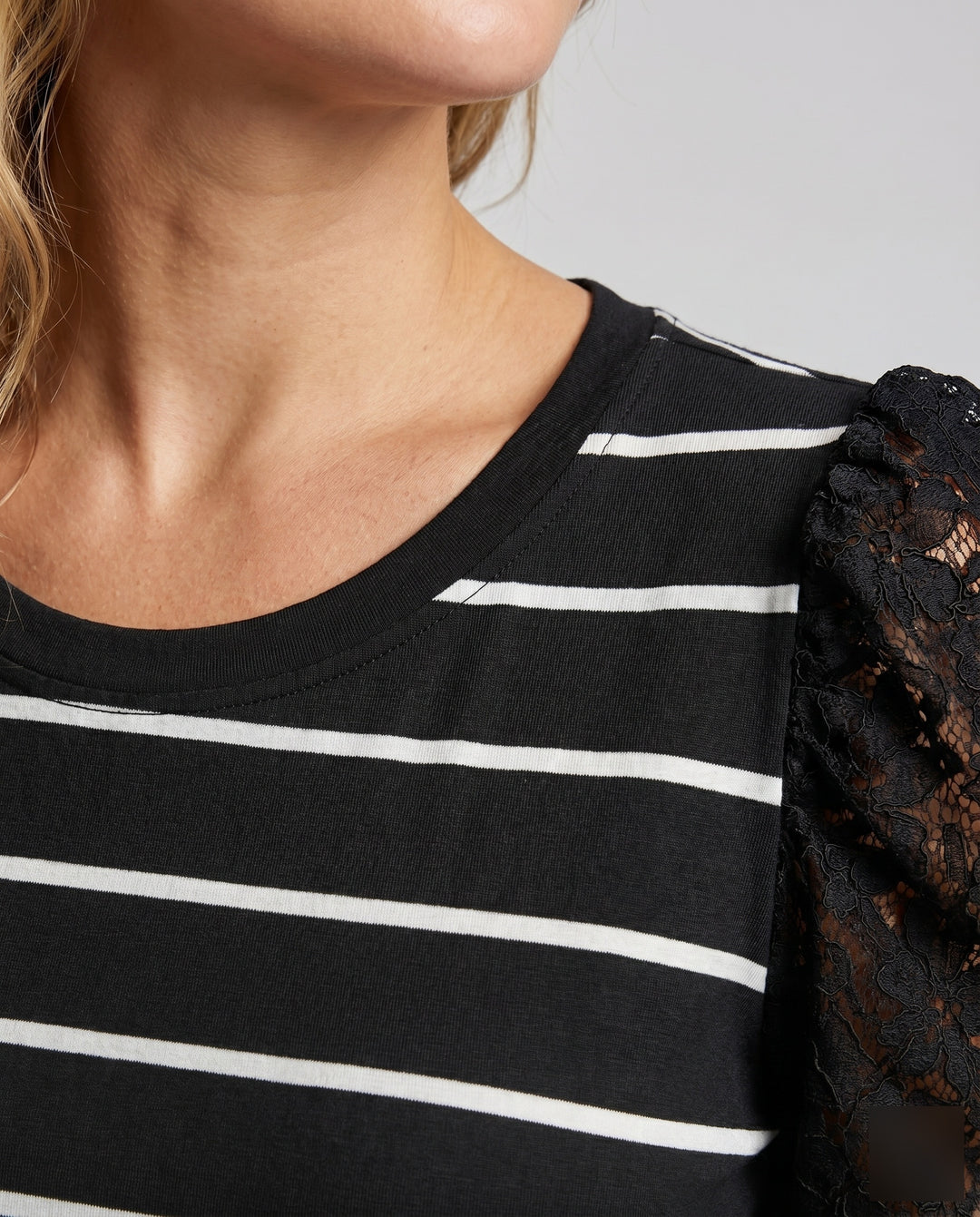 Product 15636300464458 - close_up_detail