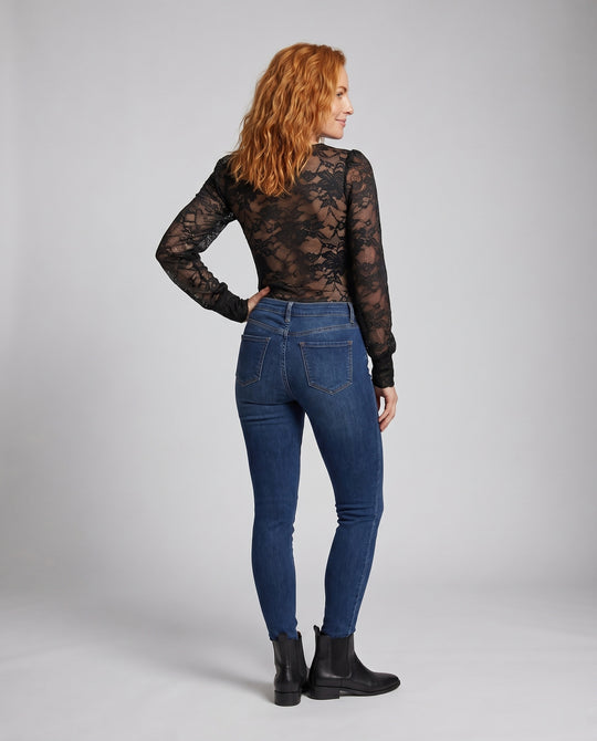 Product 15636307181898 - back_view
