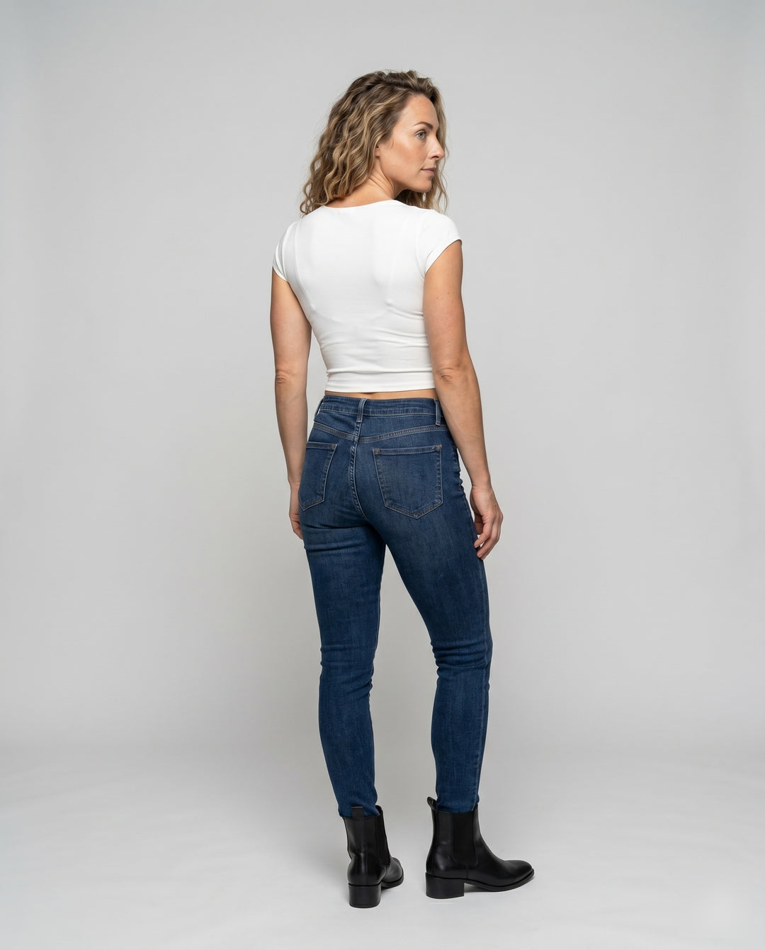 Product 15636512309578 - back_view